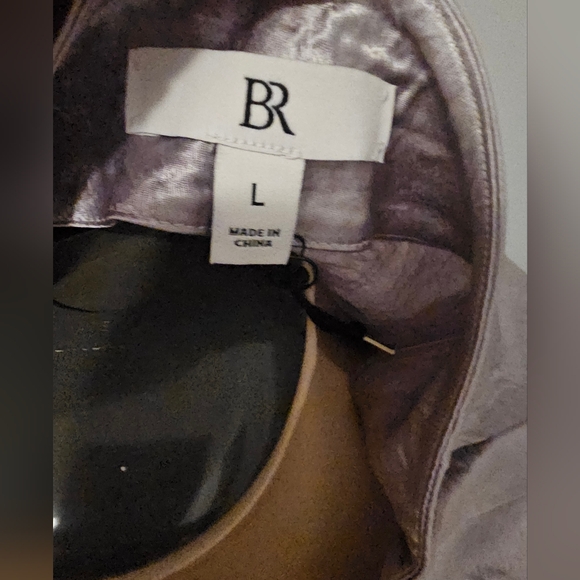 Banana Republic (BR) NWT Sleek Goldish Sleeveless Top Sz L - Picture 4 of 6